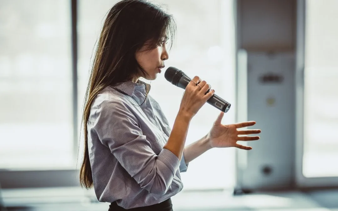 Motivation, cohésion et inspiration : les bienfaits d’un conférencier en séminaire d&rsquo;équipe