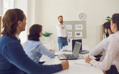 Inbound sales vs outbound sales : quelle différence et quelle stratégie choisir ?
